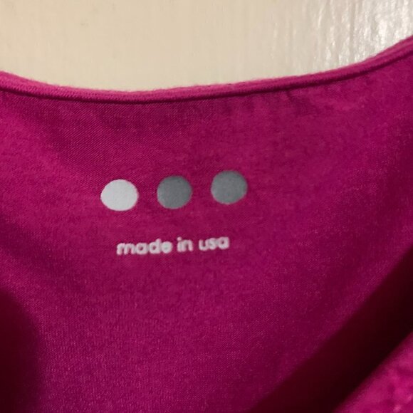 Three Dots Sleeveless V-Neck Fuchsia Tank Top Tunic Blouse. Size Small - Picture 3 of 8